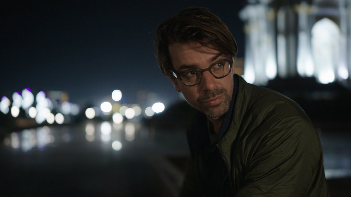 Wanneer moet je als journalist kwetsbare mensen tegen zichzelf in bescherming nemen? Ruben Terlou liep tegen deze vraag aan bij het maken van ‘Langs de zijderoute’. Lees het interview op bit.ly/Rubenvertelt