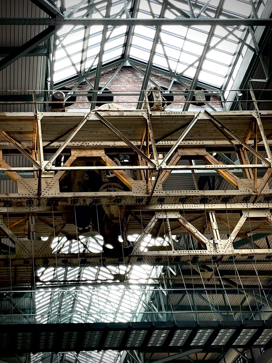 smithmaloneyhillier tweet media