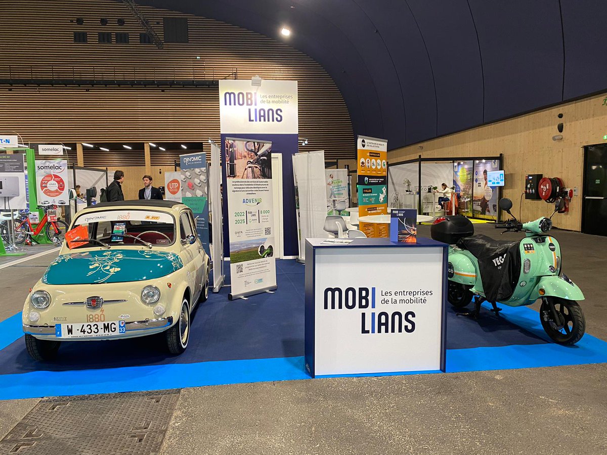 🌍[#DriveToZero] Dernier jour du salon <a href="/drivetozero_/">Drive to zero</a> ! 🚗⚡️🚲🏍 
Mobilians et les #startups de l'<a href="/AMobilites/">Alliance des Mobilités</a> et du <a href="/Moove_lab/">Moove Lab</a> vous accueillent sur le stand A02 pour vous présenter les dernières solutions de #mobilité ! 
À très vite 🤩