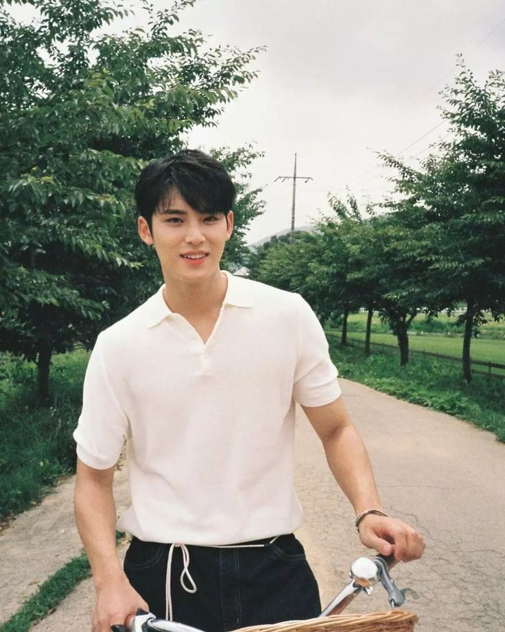 _luna_y_stella's tweet photo. MinWon au tweet series

Pt. II https://t.co/GZ8xfl9LJX