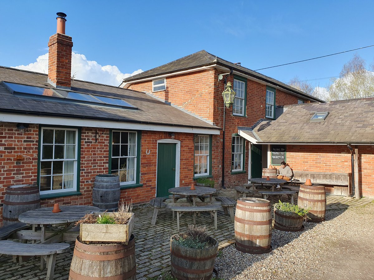 undergroundpubs's tweet photo. Lovely stay at @LittleEarthBeer, @EdwardstoneWH https://t.co/QfZTvftbNt
