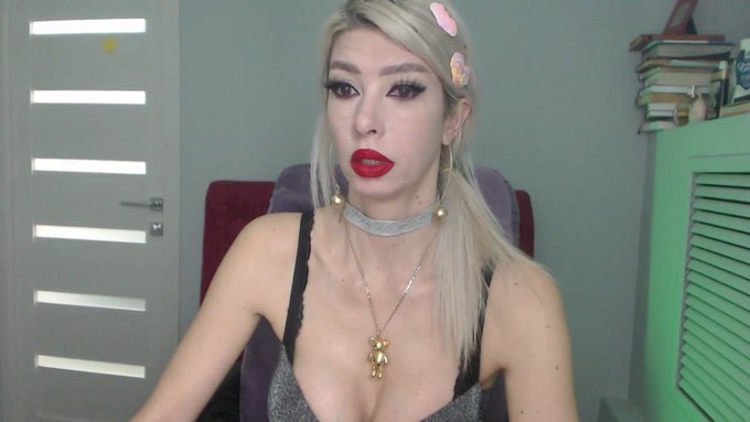 I'm online @MyFreeCams! #onmfc https://t.co/PlGLdxpm31 💚 https://t.co/43STy7dyYw<a class="tags" href="/tag/myfreecams">@myfreecams</a><a href="/tag/onmfc"class="tags">#onmfc</a>