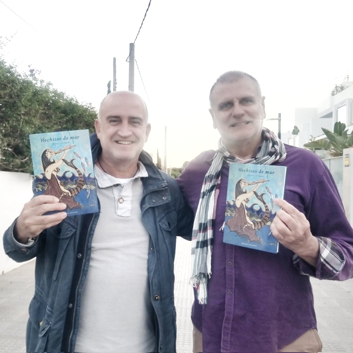 melq_art's tweet photo. El primer volumen de la nueva editorial, Melqart ediciones, ya es una realidad: Hechizos de mar, de Javier Serapio
#MelqartEdiciones #Melqart #hechizosdemar #libros #novedadeditorial #literatura #editorial #ediciones https://t.co/35fh5y6POj