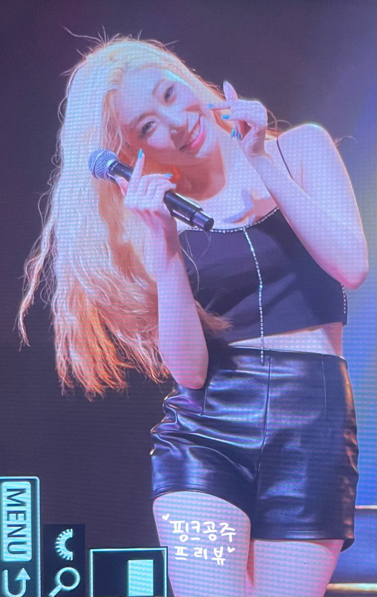pinkday_jinny's tweet photo. 230407 사운드체크

#SECRET_NUMBER #시크릿넘버 #JINNY #진희 @5ecretNumber https://t.co/wAYXI2ASaF