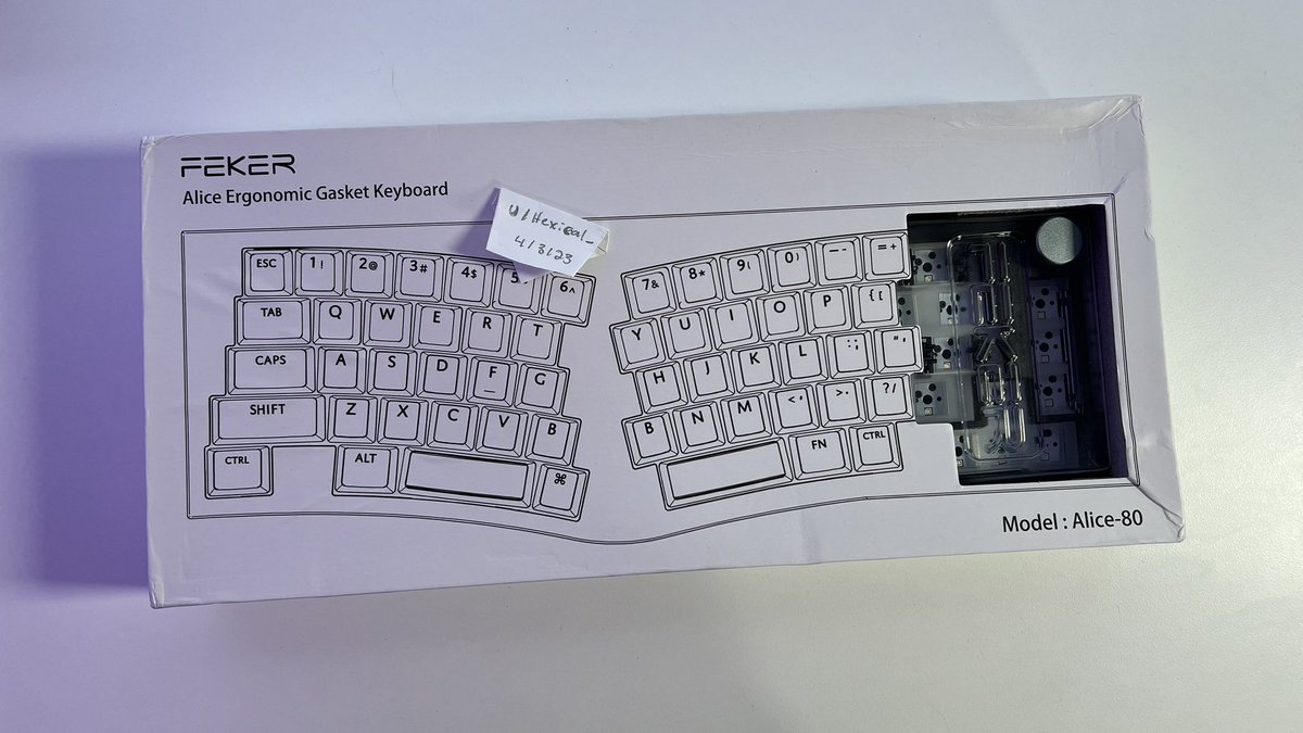 ItsHexical's tweet photo. Selling two keyboards
Melgeek Lego / Pixel Keyboard, default build config - $200 Shipped
Feker Alice Keyboard unbuilt - $85 Shipped

DM me or leave a reply if interested! https://t.co/VKwnkJPLGu