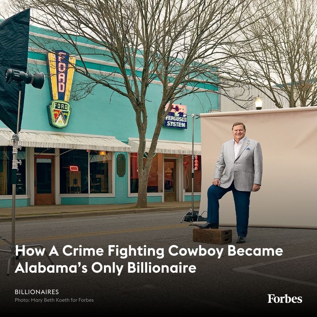 AjAntonicello's tweet image. Jimmy Rane took over a tiny treated lumber business and used his showman’s flair for marketing to transform it into a major player. The Yella Fella is now Alabama’s richest person—and the lumberyard will never be the same. trib.al/fg6Vhj8 #Forbe…