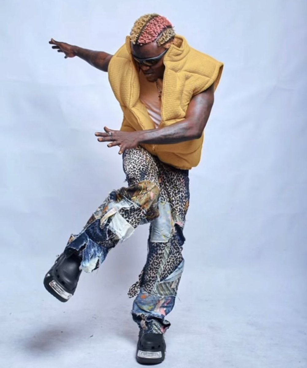 kokomatic's tweet image. RT for Portable, Like for IPOB queen Chimamanda