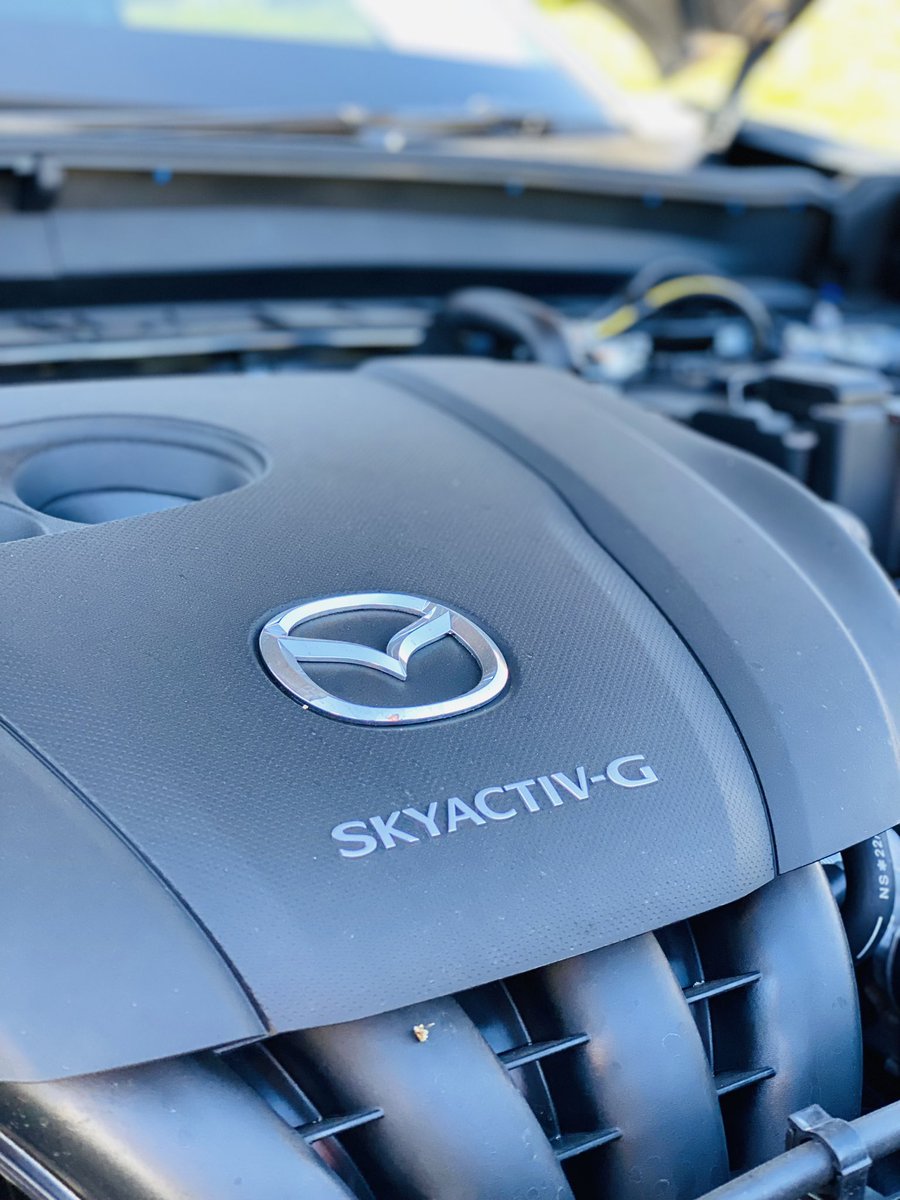 Dean_Friederich's tweet image. This week, I’m jumping into the @Mazda_SA CX-30 Carbon Edition! 🤠

🇯🇵: 2.0L 6-spd auto, 121kW/213Nm
🇯🇵: Stylish yet quirky design 
🇯🇵: Very ergonomic interior
🇯🇵: Interesting list of spec

💸: R532 200 *as tested

YouTube &amp;amp; TikTok review coming soon! 🎥😉

#MazdaSA
#MadeWithSoul