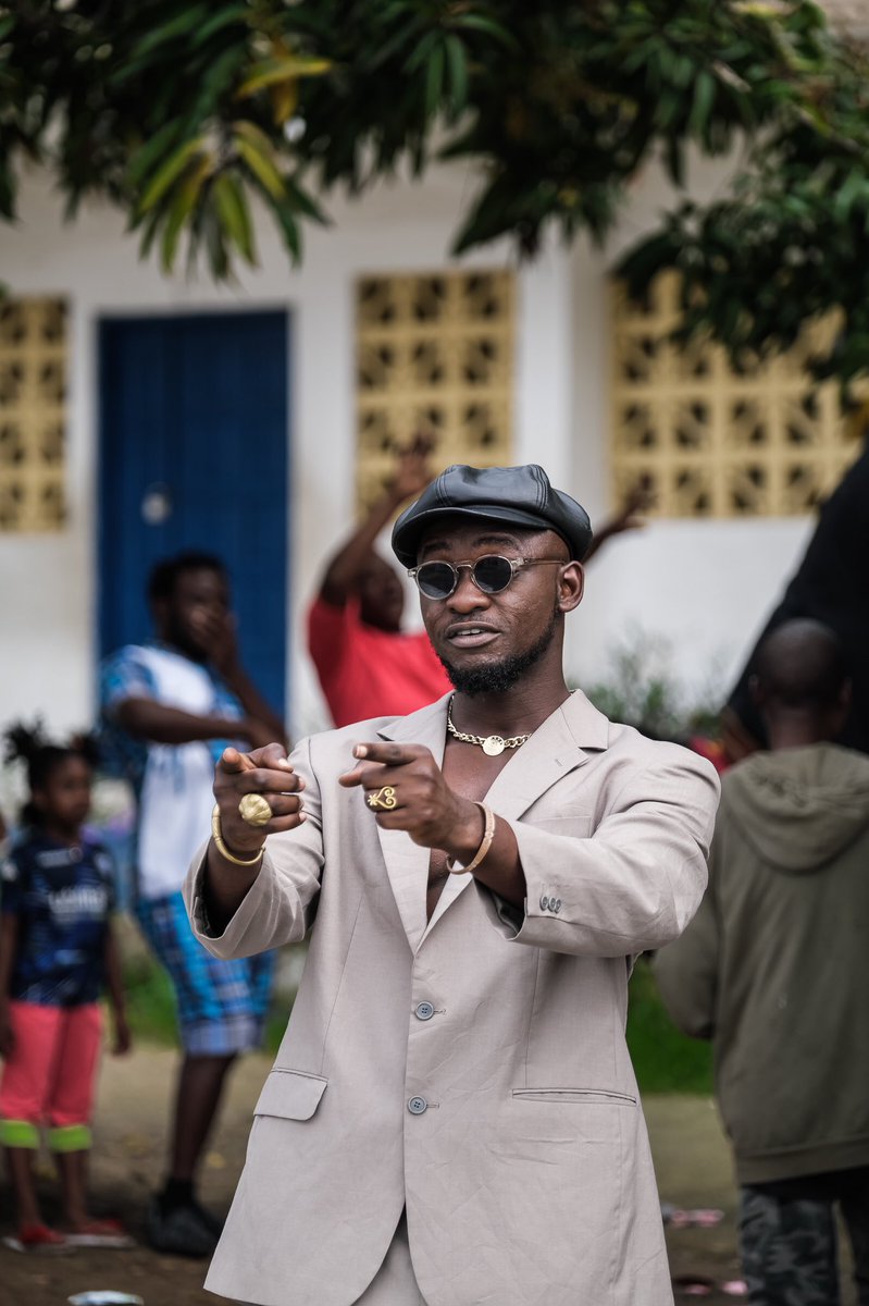 official_aviti's tweet photo. Happy Easter my people…be like pastor @sdkdele still vex low key 😂👊🏾
Builsa Gokta is still out…link below
https://t.co/lNI8IWrB2p

📸 by @OfoeAmegavie 
#NewMusic #NewVideo #afrobeats #avitmusic #avmusic #BuilsaGokta #african https://t.co/dGh5wM0dCS