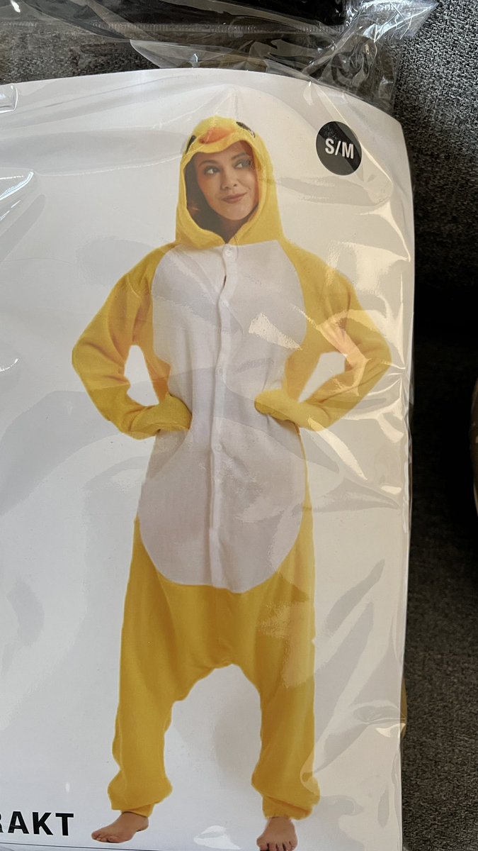 KiiinMaybe's tweet photo. 🐥Easter Stream🐥 tomorrow at 18.00 (cest) Will be dressed as chimken, will be fun 🐰🥳 (link in bio)
#easterstream #streamer #twitch https://t.co/e48SZzp0LE