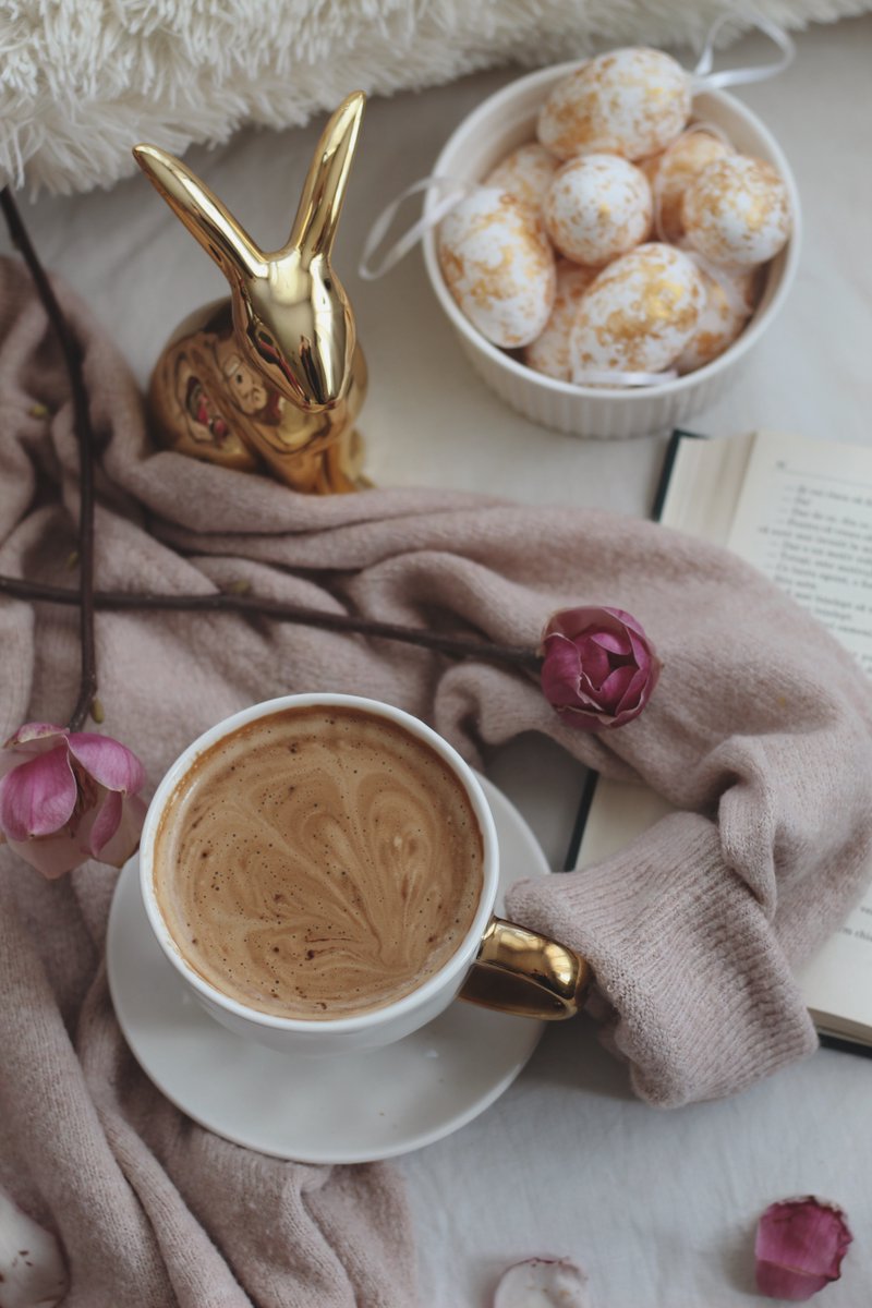 TruthDevour_'s tweet photo. Happy GREAT Friday!! The start of a well-deserved rest for us all. 

Celebrate the joy of life, stay safe and be generous of heart.

Blessed Be - Truth

https://t.co/kJAXz3bPqI <<-- #fantasy #fiction #goodreads #truthdevour https://t.co/BhIfT9FmzA