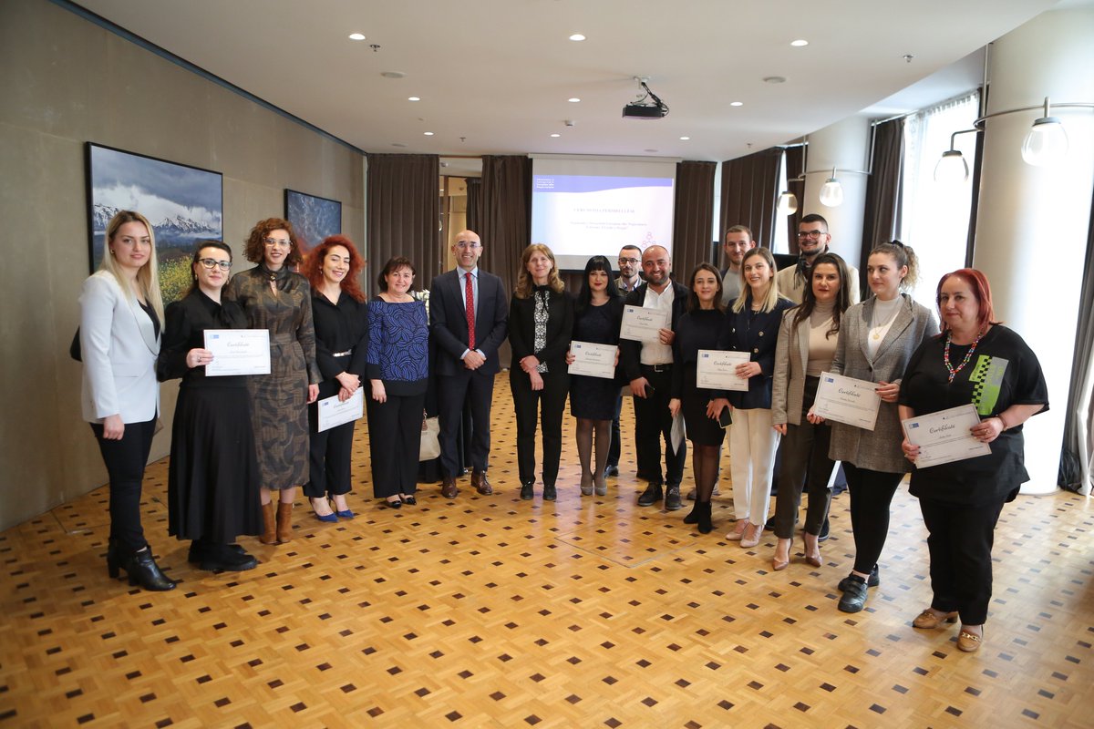 Proud to have successfully completed the 'Four freedoms Academy' organized by the Academy of European Integration and Negotiation 🇪🇺

#EU4freedoms #SingleMarket #FreedomOfMovement #FreeTrade #CapitalMovement #LaborMobility #EuropeanUnion #EUprogress #EUgrowth #Mujalaw