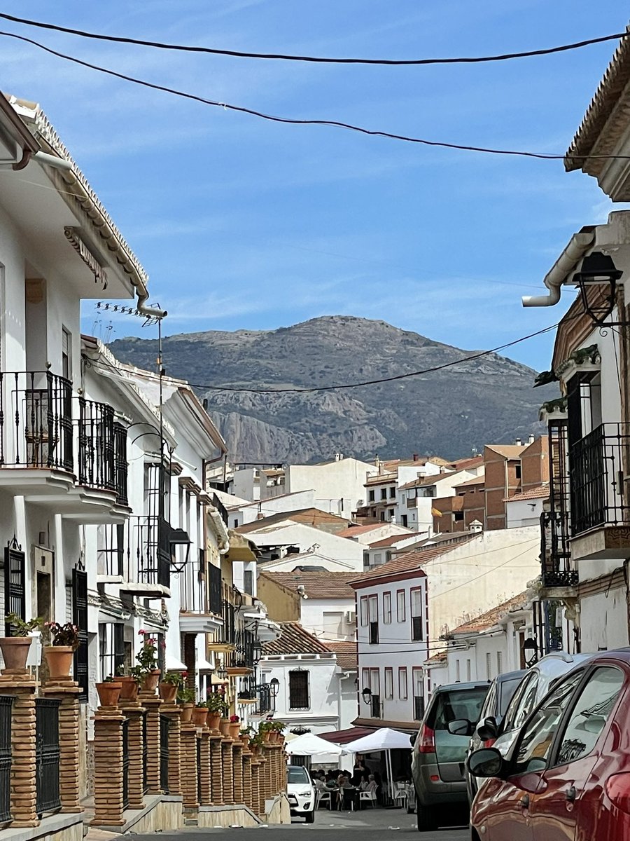 #ViernesSanto <a href="/elpasoderiogord/">elpasoderiogordo</a> #Riogordo ⛰️✝️ #tienesqvenir #SemanSantaMLG
