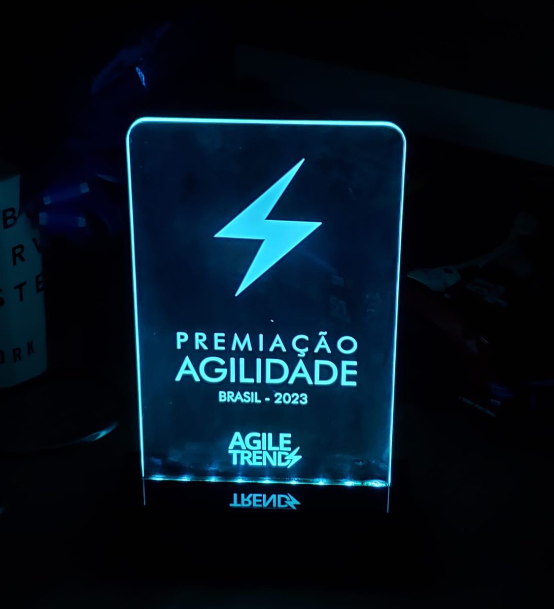 EvertonCapu's tweet photo. Depois de uma semana intensa voltamos pra casa orgulhosos do que fazemos e de como fizemos. São dois prêmios, dois Cases entre os top 10 do Brasil no #AgileTrends2023
@compassuol  @agiletrendsbr https://t.co/vDy6TC2mbP