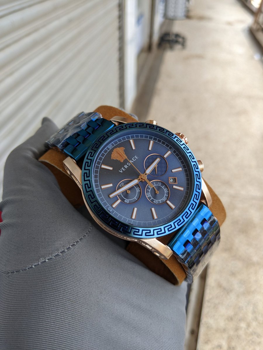 yiga_ernest's tweet photo. Versace Watches for sale in different colors 
.Black
.Gold
.Silver
.Rose blue 
Contact me
 0784869516/0752077930 https://t.co/AyyaBj0nuH