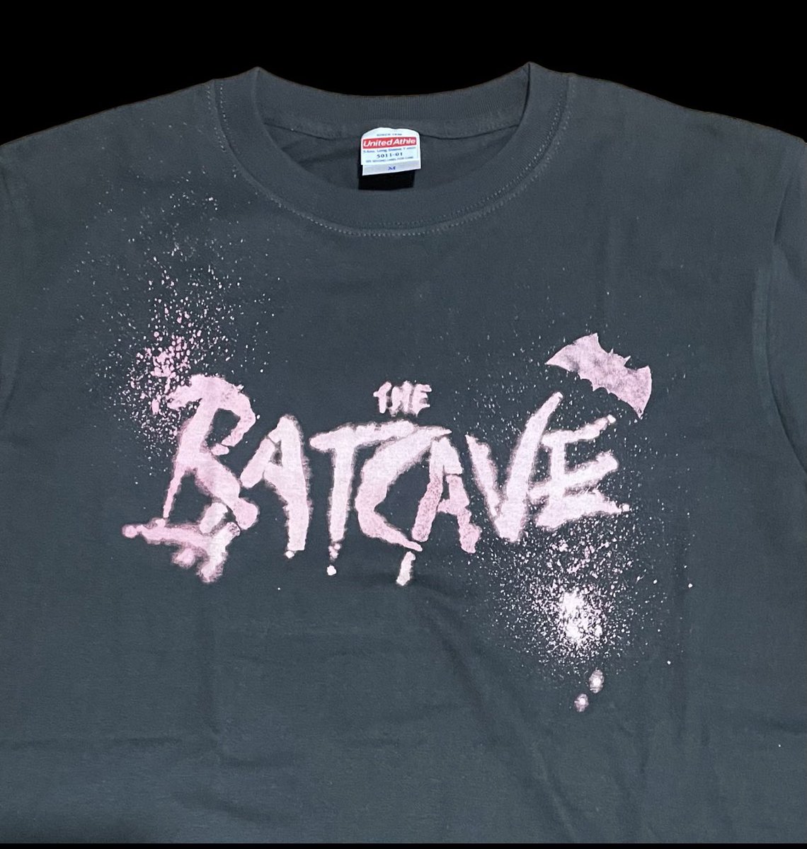 charge_rock's tweet photo. The Batcave Long Sleeve Tee
ゴスファッションのサブカルチャークラブ
#TheBatcave
#バットケイブ
#PositivePunk
togさんかっちょいいのありがとうございます。O君お手数お掛けしました。
https://t.co/NQ3xEh3ngi https://t.co/fhrs8cL7JI