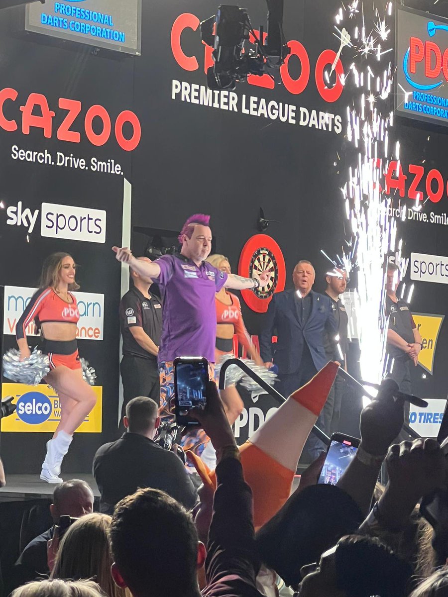 Peter Wright tweet media