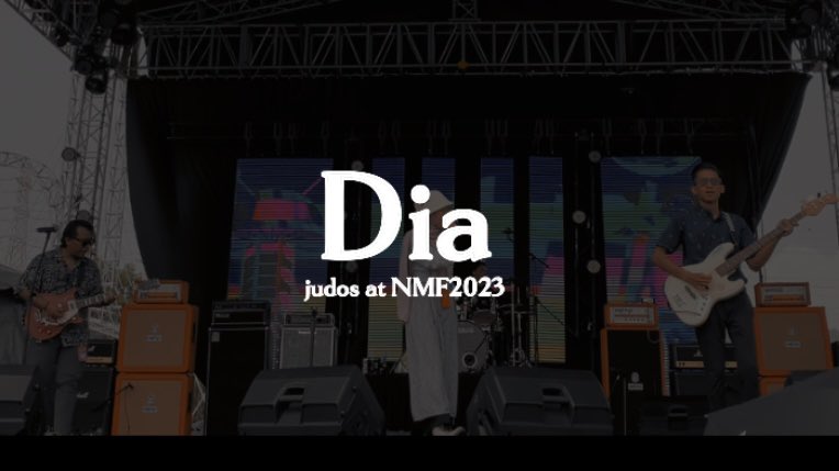judosmy's tweet photo. Hari tu kat #nmf2023 we performed lagu pasal scandal (ya belum release)

https://t.co/ZiXkHVFHIR https://t.co/wGBukTMkmT