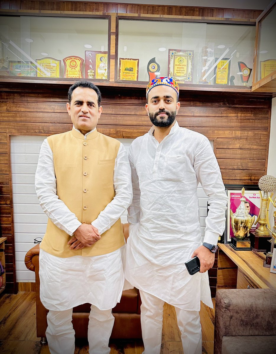 AnasPathan01's tweet photo. Jummah Mubarak ❤️
Remember me in your prayers 🤲🏻
#ramadankareem #anaspathan #AminPathan #JummahMubarak 
@aminpathan54 https://t.co/uKq1EmxmDl