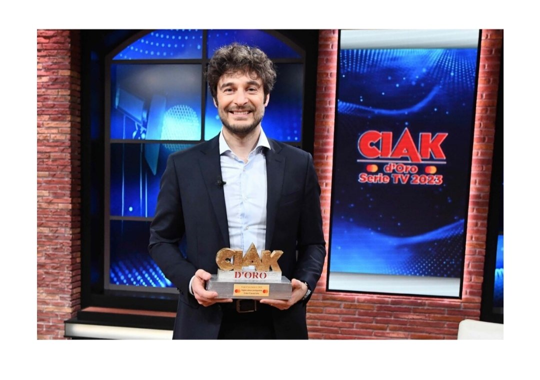 nuria4arias's tweet image. Premio Ciak d'oro.
Migliore attore italiano @LinoGuanciale non poteva essere altro👏👏👏.
Premio meritatissimo 🏆🏆🏆
#linoguanciale 
#ciakdoro 
#ciak