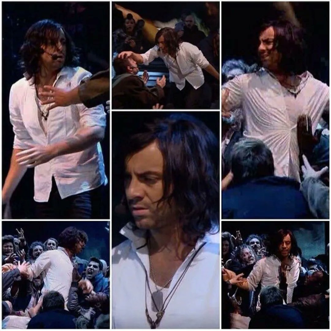 BenForsterBase's tweet photo. It's Good Friday!! So today's #ForsterFlashback is all about the JCS Arena Tour with our brilliant @thebenforster as Jesus!
Check out our YouTube JCS playlist as well:
https://t.co/hLekZpug8k.
Happy Easter to you all!
#benforster #jesuschristsuperstar #goodfriday https://t.co/BrGkgEansO