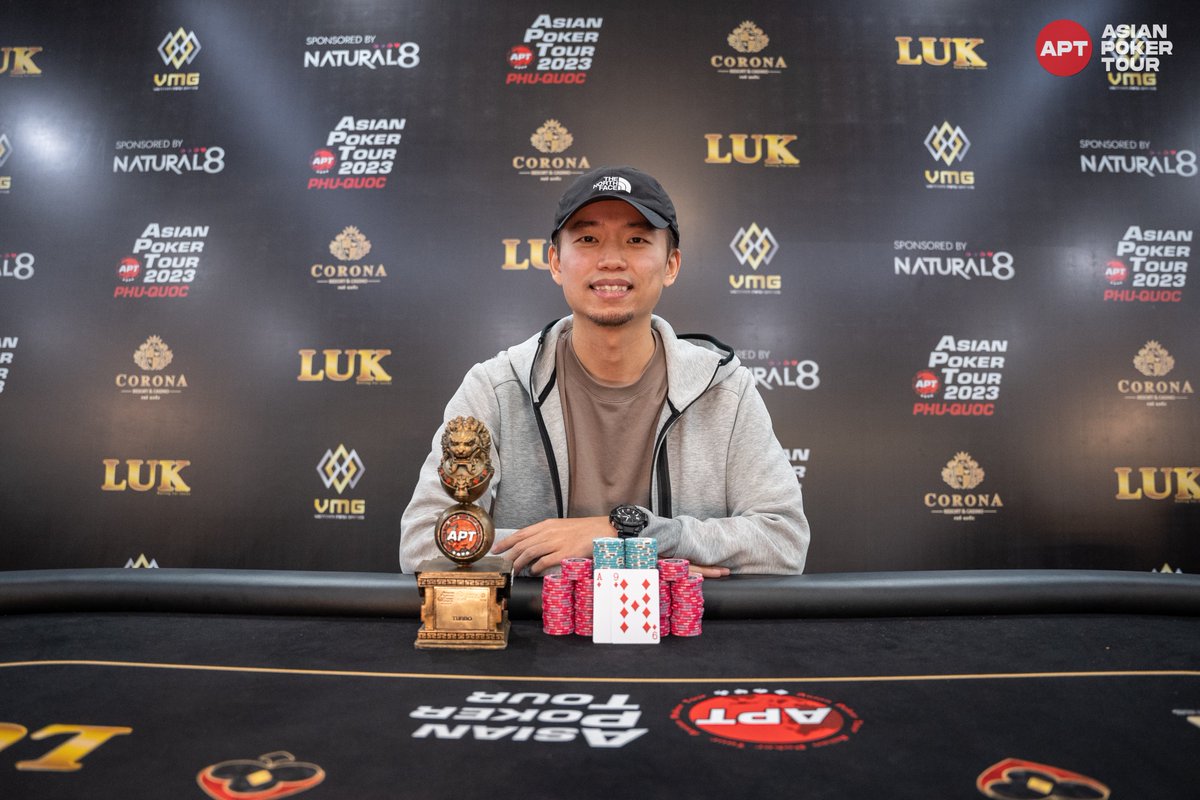 AsianPokerTour's tweet photo. 🎉 Congratulations to #APTPhuQuoc2023 Event #39 Turbo champion Chow Han Ng! The Malaysian🇲🇾 player defeated a field of 63 to take the top prize of ₫89,070,000 (~$3,830) out of the prize pool of ₫305,550,000 (~$13,140). #winnerswelcome https://t.co/8n2G4HyWnS