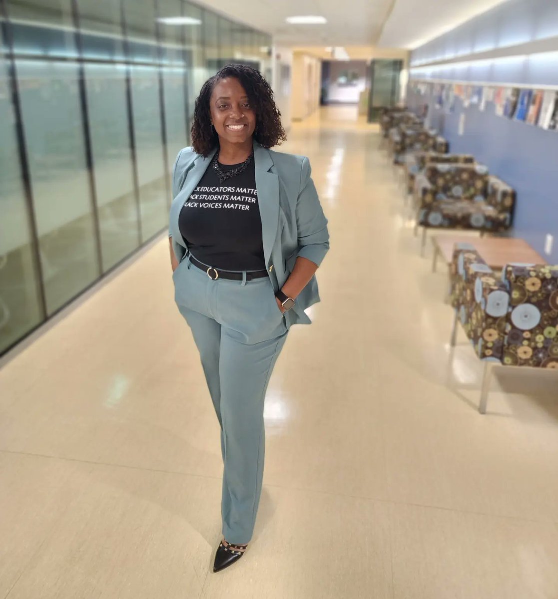 EdtechladyDC's tweet photo. This morning I wake up as Dr. Bridget Myers!! I am so grateful to my village for helping me through this accomplishment! I am because of them. I'm 14 years into my career, but this is only the beginning! 🙏🏿🥳
#BlackDocs #BlackExcellence #BlackVoicesMatter #BlackFuturesMatter https://t.co/qWeuVyDJuc