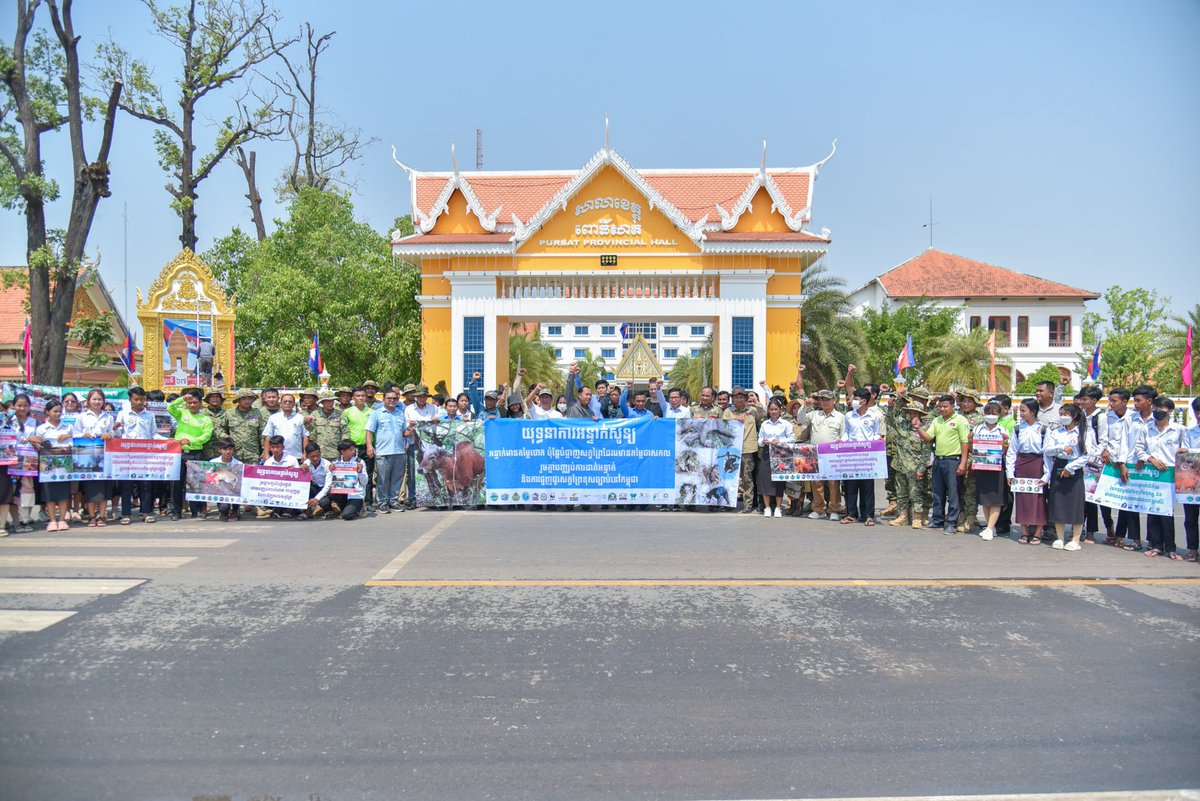 pheaktraneth's tweet photo. Parade for #ZeroSnaring campaign in Pursat province on April 7, 2023 with more than 300 participants. Together for #wildlife #Cambodia #environment https://t.co/uuhRroI01g