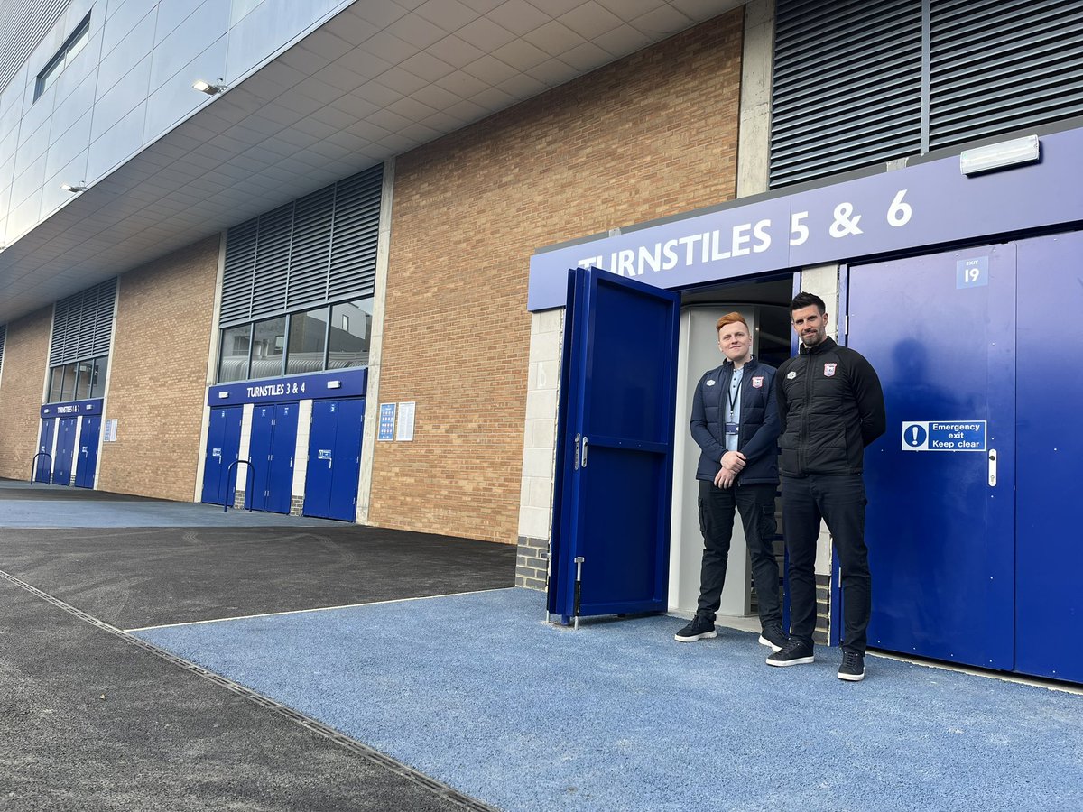 Connorbennett10's tweet image. ‘Premier League Standard’

Heads up #ITFC Fans. 

Some new turnstiles have been installed at Portman Road, at the back of Sir Alf, ahead of a sell out for @IpswichTown. 

Tune into @BBCSuffolk W @WayneBavinShow after 11.30 to find out all about them…