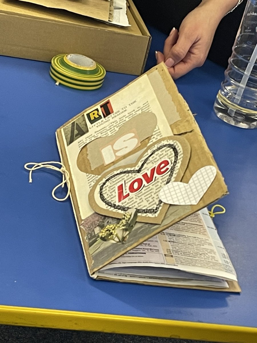 theartcriminal's tweet image. Ending the term on a high, very successful updated #WhereHaveAllTheBoysGone? CPD, final event for brilliant #NativeCreatives with @NNFest @JenLangeskov, lovely school insets online and f2f, the ever supportive @NEATENart pals, the global connects with my role at @InSEA. Happy 🐰