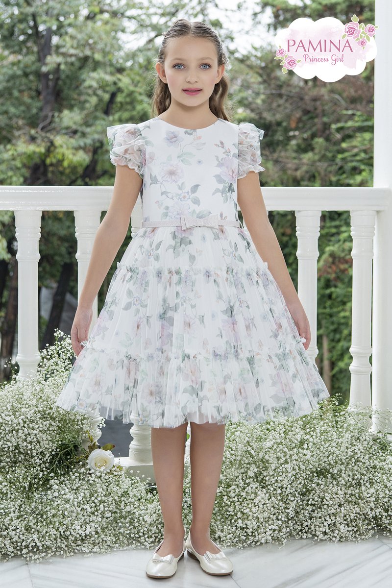 paminakids's tweet photo. There is an unforgettable dress of every age! #pamina #paminakids #ss23 #wholesalekidsfashion #dress #flowergirl #fashionforkids #birthdaydress #partydress #childrenswear #luxurychildrenswear https://t.co/4TZ9e0tzVQ