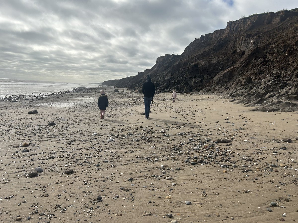 LizzieRose_Hull's tweet photo. We managed an early start to avoid the π & π rush π #Mappleton https://t.co/f2vH0vN8dq