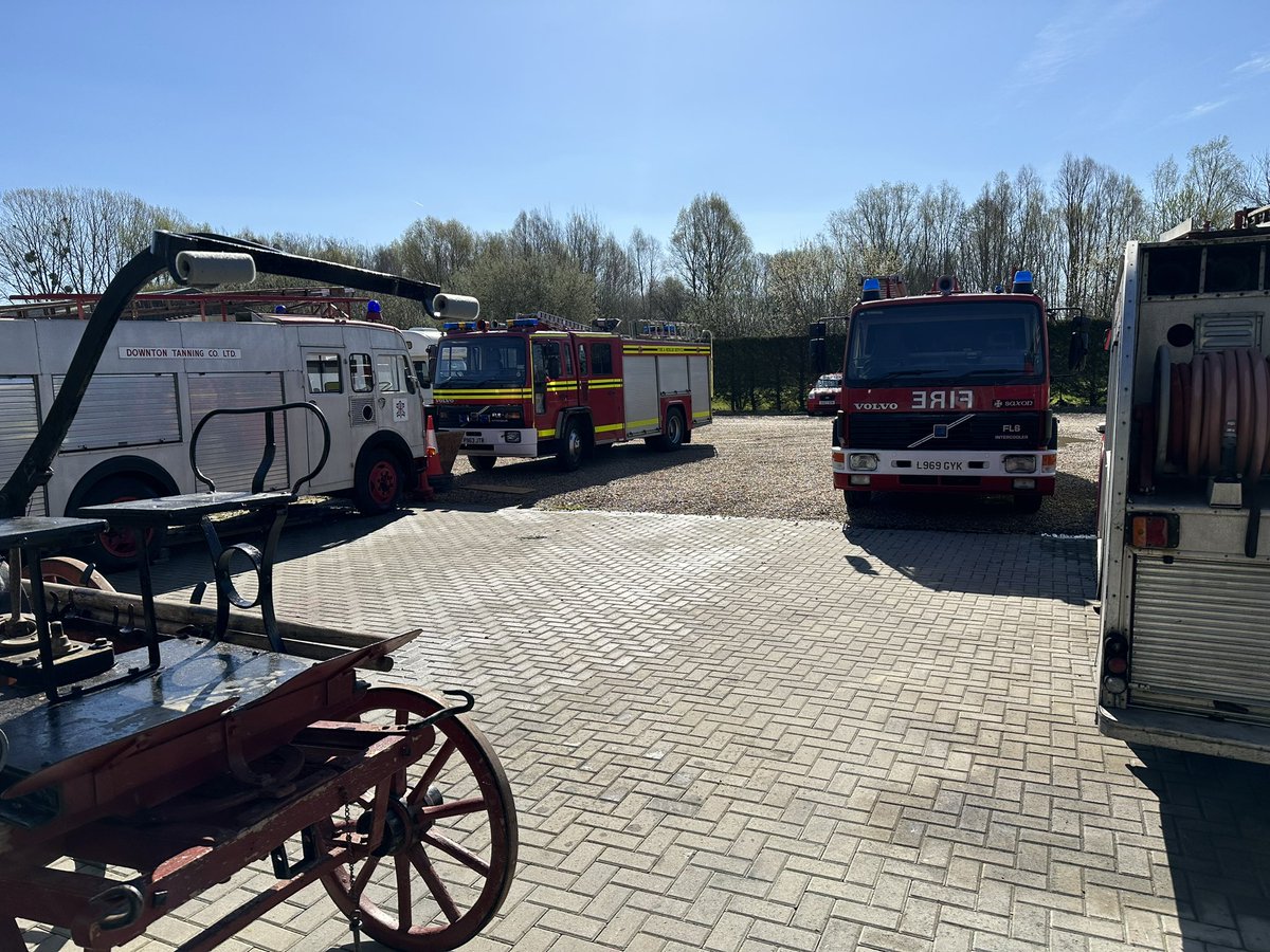 It’s a beautiful day today, this #GoodFriday. Lots of things to see and fire engines to sit on. We’re open today until 16:00
#firebrigademuseum #visithampshire #VisitTestValley #VisitRomsey #daysoutwithkids #daysout #Easter #easterholidays #halftermactivities