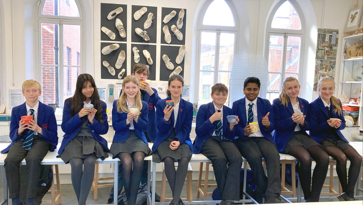 NorwichSchool's tweet photo. Beautiful pinch pots made by U4 pupils, then filled with Easter treats!
#thevoiceofcreativity #oneschoolmanyvoices https://t.co/4IdI5qBXeE