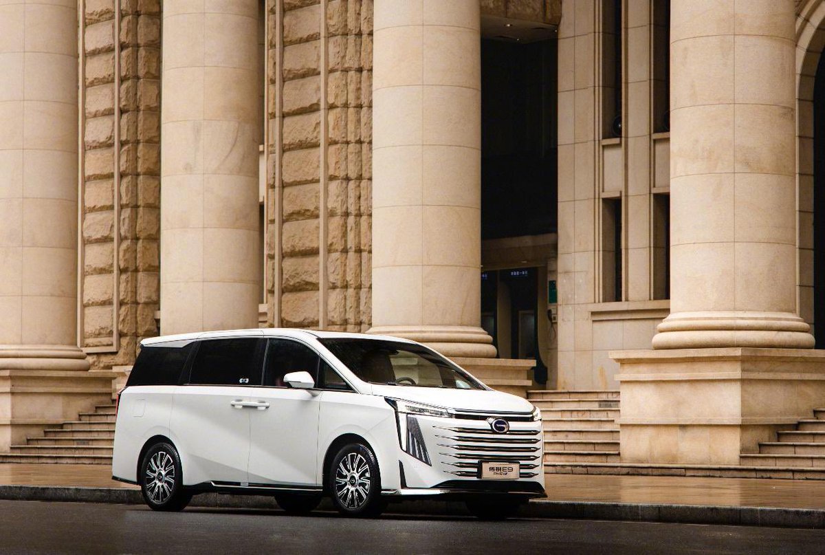 ChineseVehicles's tweet photo. Trumpchi E9 ،الصور الرسمية
GAC سيتم الكشف عن السيارة الجديدة في معرض شنغهاي للسيارات في 18 أبريل وفتح ما قبل البيع. يُذكر أن E9 ، كمنتج MPV الرائد ا
#gacmpv #gacmotor #gacgs8 #gacgs3 #gacgs7 #gacgs4coupe #gacgs8trumpchi #gacgs8trumpchi #chinese_vehicles
#السيارات_الصينية https://t.co/oUkhjVHSN7