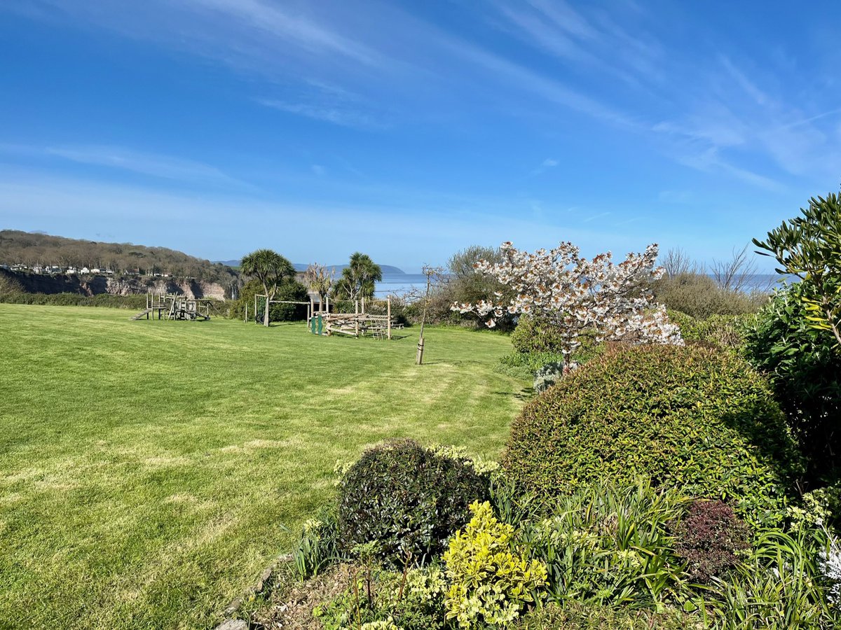 It’s a beautiful day at <a href="/StAudriesBay/">St Audries Bay</a> . Come and have a look around and view the caravans for sale bit.ly/43eSOon #Somerset #westcountry