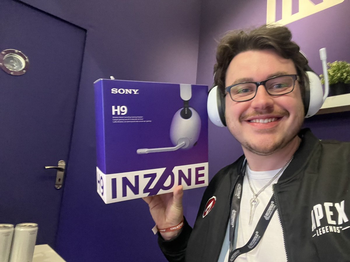 NOW LIVE WITH <a href="/EXCEL/">excel</a> AT <a href="/IGFestUK/">Insomnia the Gaming Festival</a> !! 

I am also giving away one of those incredible Sony H9 Inzone headsets! 

To enter the giveaway:

🧍‍♂️Follow me! <a href="/Mavitivo/">Mav</a> 
❤️ RT and Like this post! 

Live - twitch.tv/Mavitivo