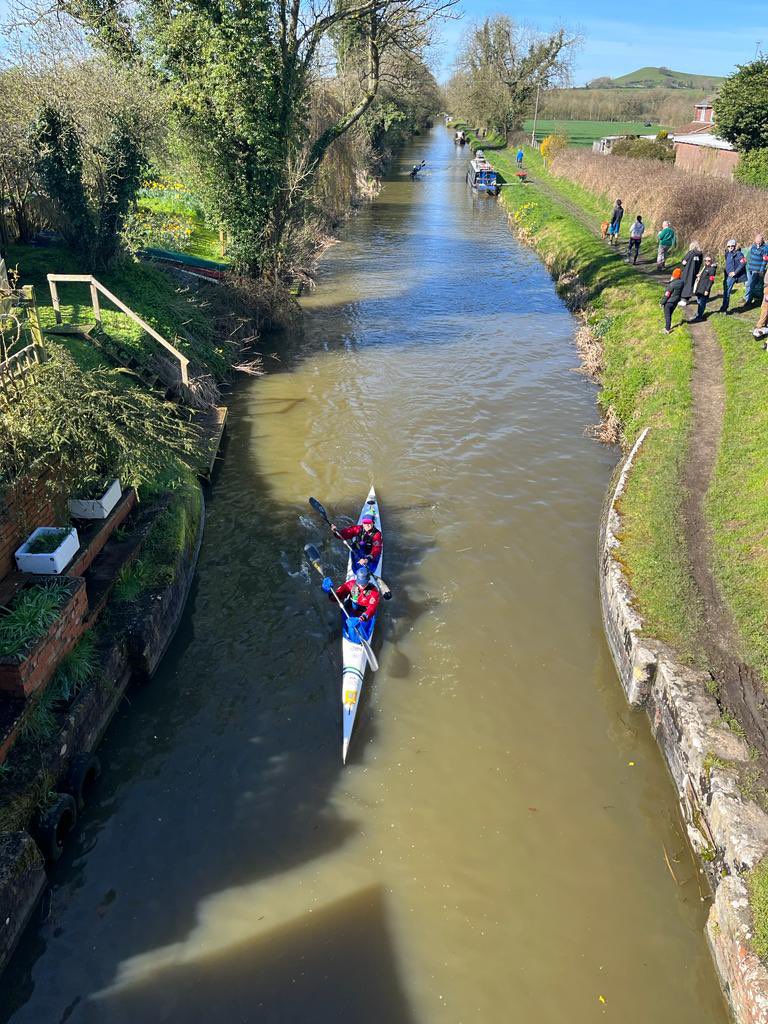 KatieSkingle's tweet photo. @RHSSuffolk @DWcanoerace Go Toby, Jacob, Grace and Theo!! #supportcrewing @JazSkingle 🛶 🏆 https://t.co/cmkHiYzTOd
