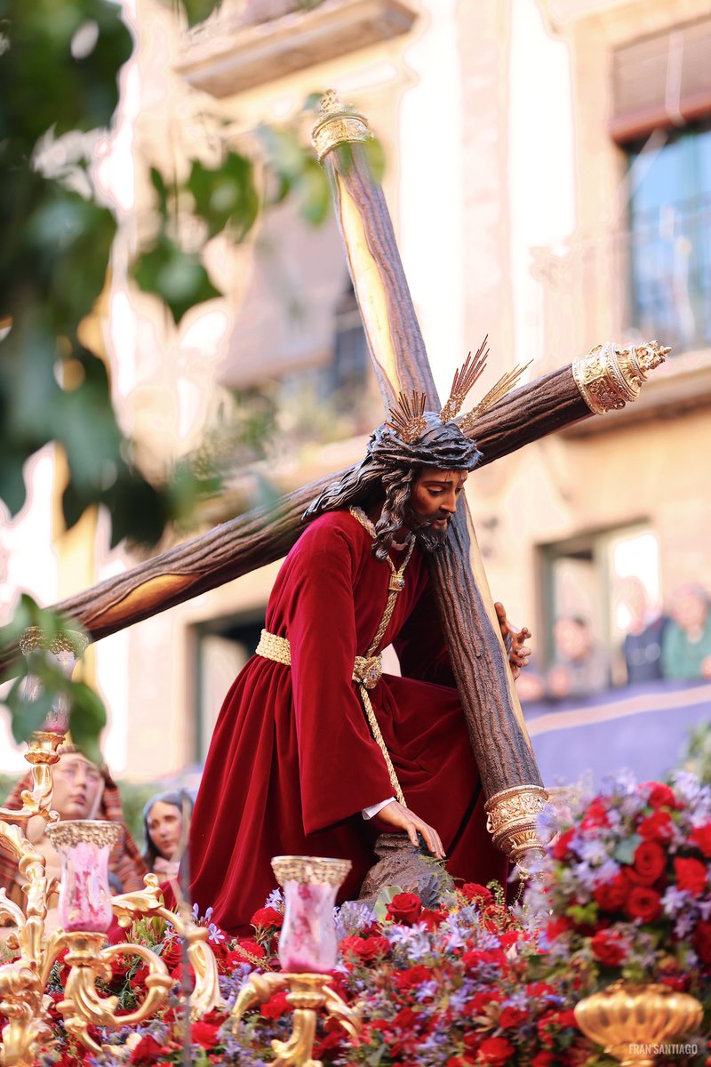 fransantiph's tweet photo. La mañana más bonita del año.

#SSantaSevilla23 @EspDeTriana https://t.co/TtsiBSul1P