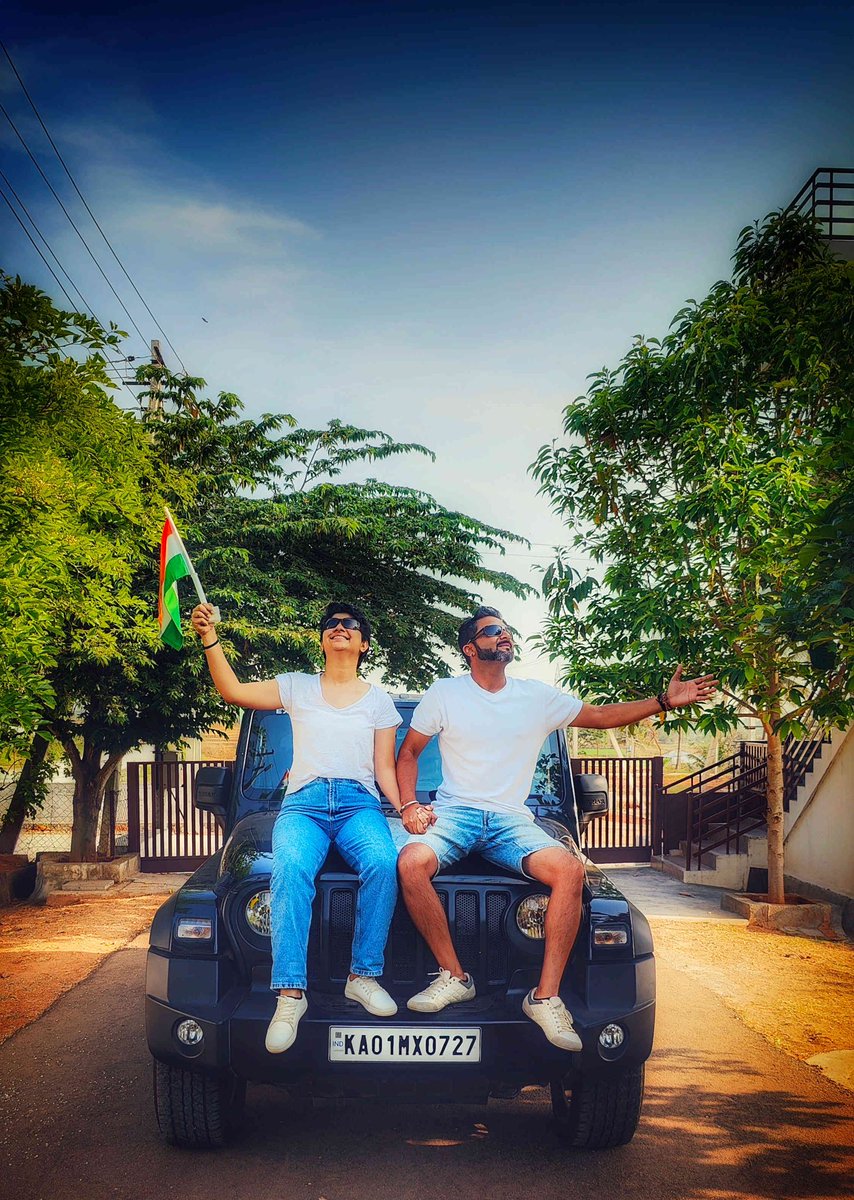 anandmahindra's tweet photo. Meet the 'driving' force behind the epic journey across all 28 states and 6 UTs - this couple and their trusty Mahindra Thar 'Tusker'! They've collected soil from every state and water from 7 holy rivers, making this one 'Thar'-ific adventure. #ExpeditionIndia #MahindraThar Follow their journey: https://t.co/27TbvzrKES