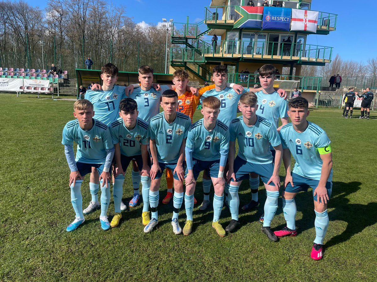 Andy Bell tweet media