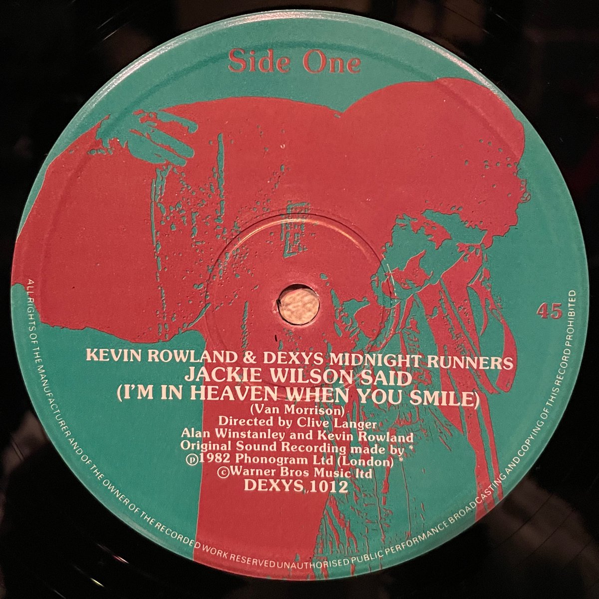 ほな12いこか
KEVIN ROWLAND & DEXYS MIDNIGHT RUNNERS / Jackie Wilson Said (I’m In Heaven When You Smile) [’82 Mercury --- DEXYS 1012]
#DexysMidnightRunners #KevinRowland #JackieWilsonSaid #VanMorrison #vinylbar #musicbar #レコードバー #mhc07042023
youtube.com/watch?v=FLjlrN…