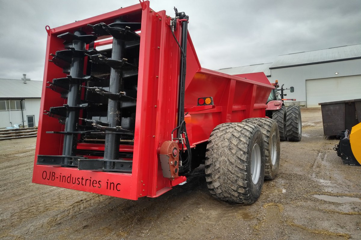 New manure spreader shipped, new features are removable beater housing. New frame design prepped for weigh scales. Thanks Jason Carter of Huron tractor for the lead on this