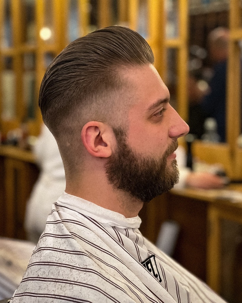 Guess who's back? Back again. Ronnie's back!
.
Our Finnish Scumbassador Uncle Ronnie needed a well deserved break from his busy barbershop in Helsinki. What would be the best destination for you as a barber to combine both relaxation and education at the… https://t.co/DZCk5pDVq5 https://t.co/oOmvT5DqoN