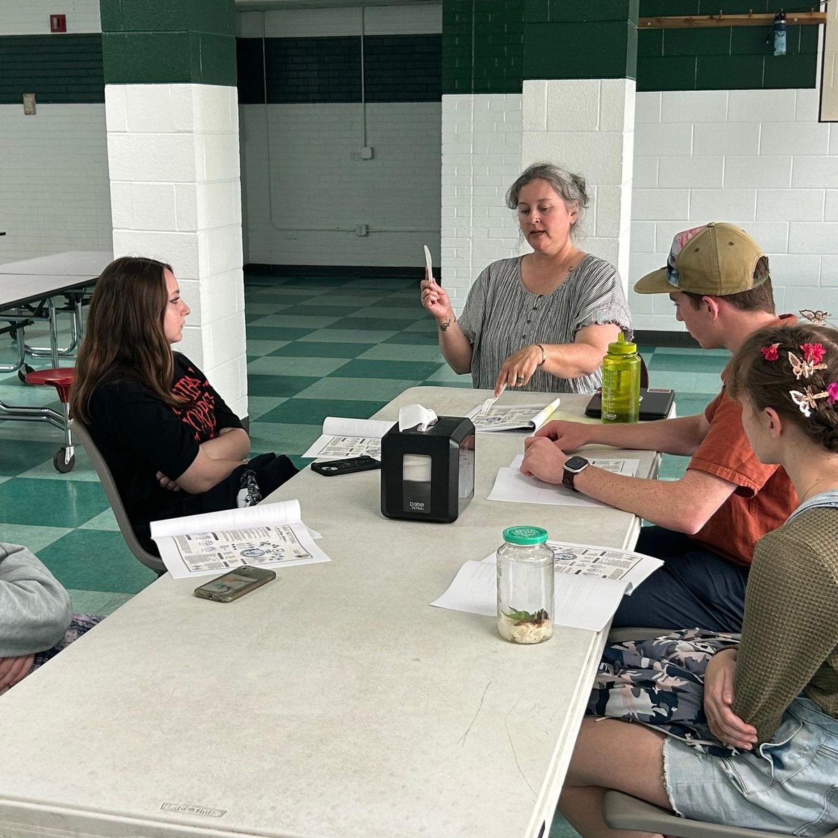 Raise your hand if being an adult is harder than you thought it would be 🖐

<a href="/EastHenderson/">East Henderson High School</a> students had the unique opportunity to learn and practice important life skills during the 1st annual Adulting 101 day. 

1/3