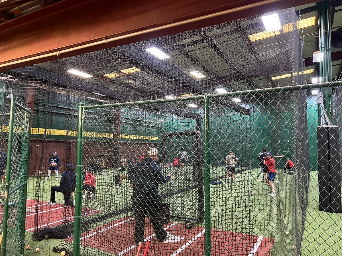VmhsPatriotBsB's tweet photo. Thank you @DBATSANORTH for welcoming the Patriots. First class facility with first class people https://t.co/MvWahqybb1