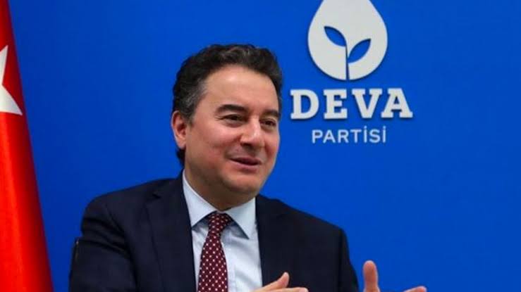 MUZO_1971's tweet photo. Ali Babacan: "Kemal Kılıçdaroğlu bizi sattı." Eee ne var bunda? Satılık olan satılır... Satıldığını' mı kızıyorsun, ucuza satıldığına'mı? @alibabacan https://t.co/PyiBs8jNvn