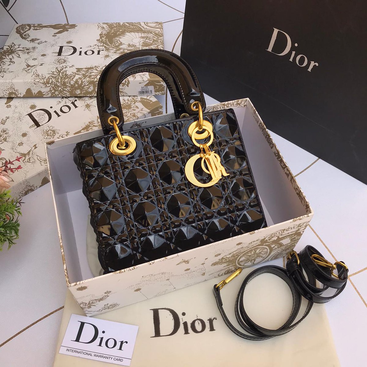 ًمتجركم tweet media