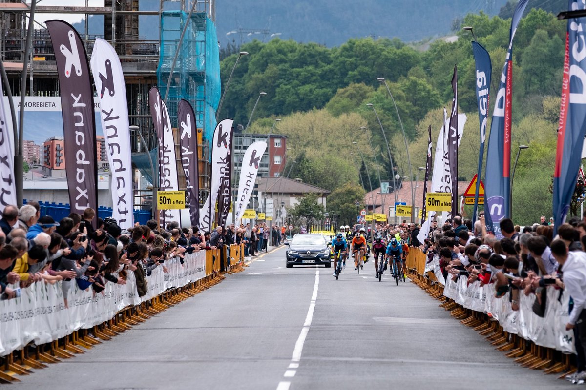 ¡Parce! ¡Cómo te conocías la llegada!

👊 Vaya victoria hoy. Zorionak <a href="/HiguitSergio/">Sergio Higuita García ©</a> 🥳