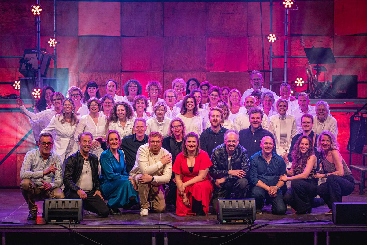 Popkoor Bloom (@popkoorbloom3) on Twitter photo 